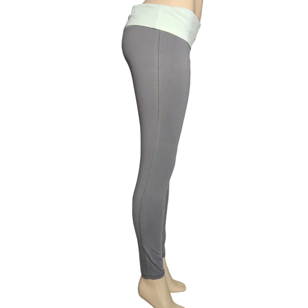 🌹🌹G 21 Grey and Green Active Wear Pants Size L. - Picture 6 of 15